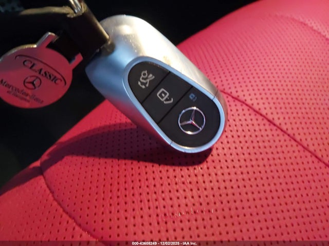 W1KMJ4HB6RF025190 Mercedes-Benz Cle 300 4matic