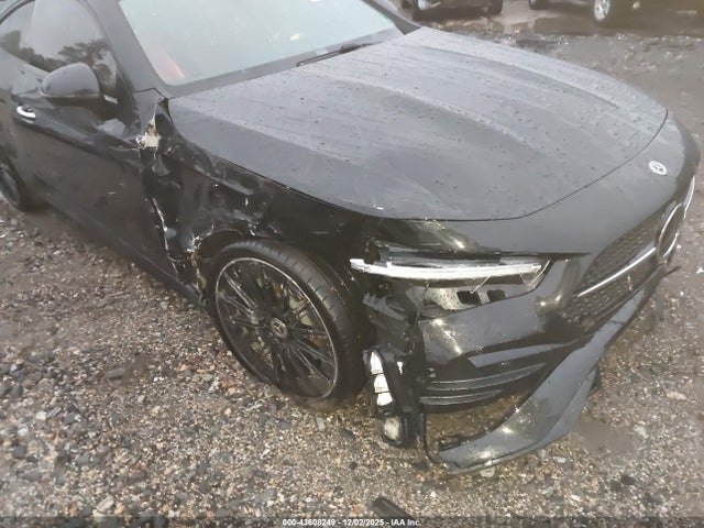 W1KMJ4HB6RF025190 Mercedes-Benz Cle 300 4matic