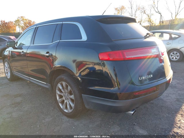 2LMHJ5FK2EBL50175 Lincoln MKT