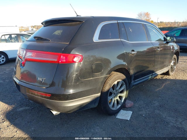 2LMHJ5FK2EBL50175 Lincoln MKT