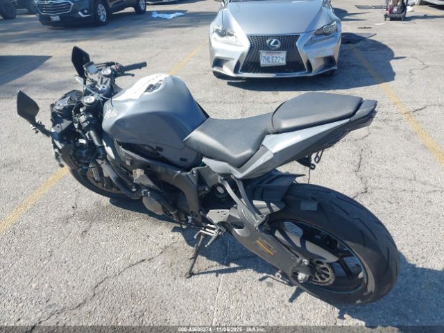 2019 KAWASAKI ZX636 JKBZXJG19KA002436 Photo 2
