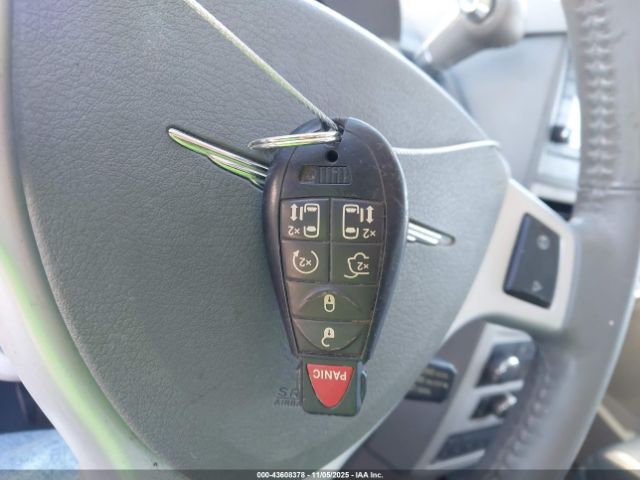 2008 CHRYSLER TOWN & COUNTRY 2A8HR54PX8R773307 Photo 10