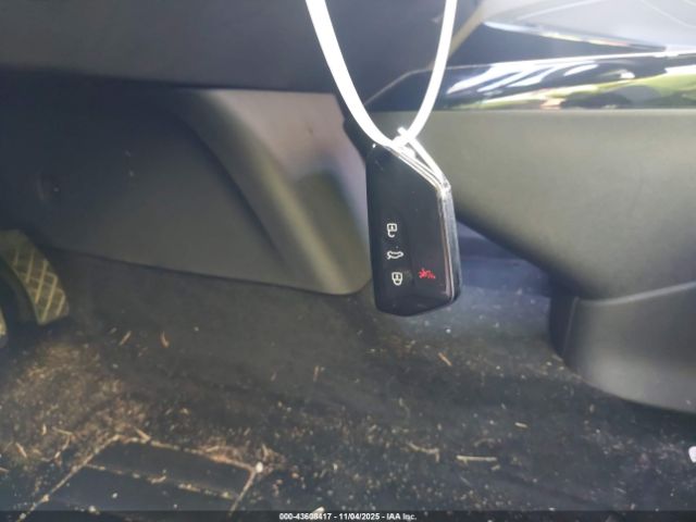 2023 VOLKSWAGEN ID.4 1V2GNPE86PC008750 Photo 10