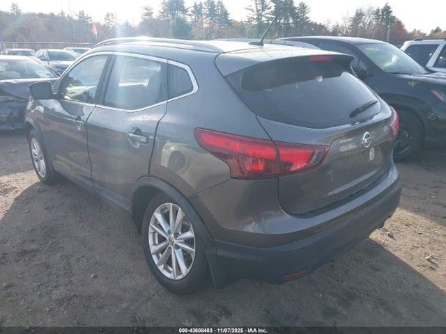 JN1BJ1CR7HW112554 Nissan Rogue Sport Sv