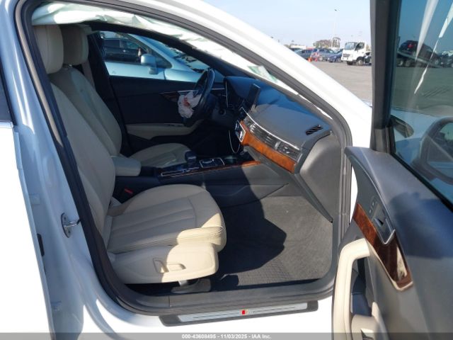 2017 AUDI A4 WAULNAF42HN062901 Photo 4