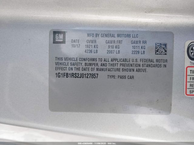 2018 CHEVROLET CAMARO 1G1FB1RS2J0127857 Photo 8