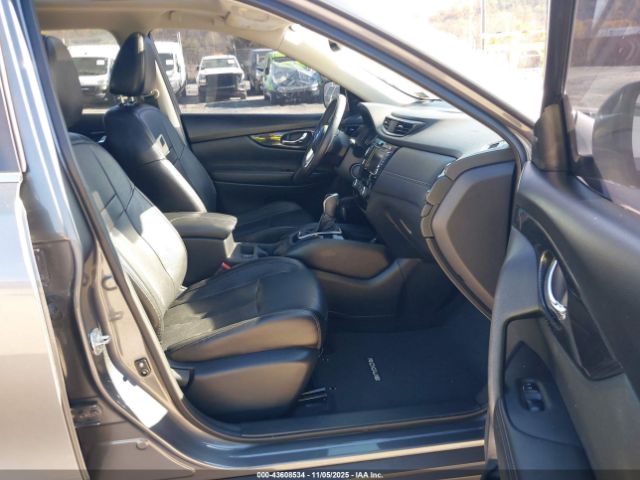 2018 NISSAN ROGUE 5N1AT2MV2JC800632 Photo 4