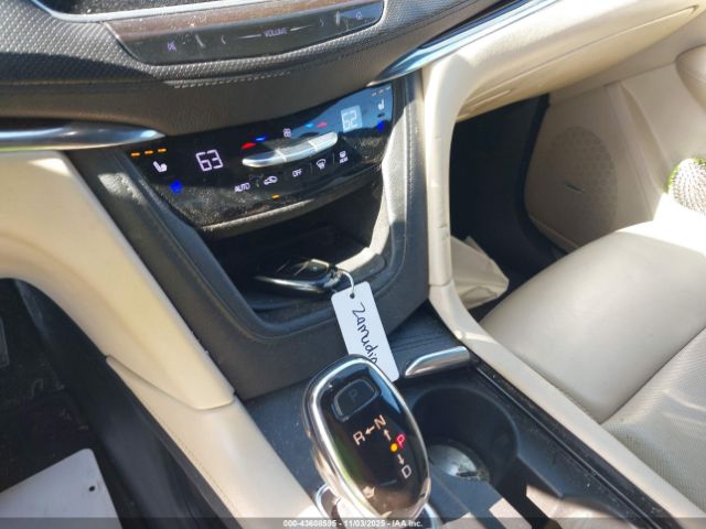 2017 CADILLAC XT5 1GYKNCRS7HZ268089 Photo 10