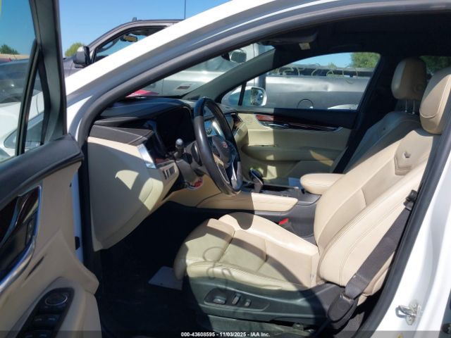 2017 CADILLAC XT5 1GYKNCRS7HZ268089 Photo 4