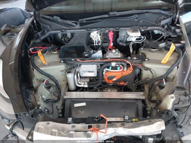 2023 TESLA MODEL Y 7SAYGDEE1PA093228 Photo 9