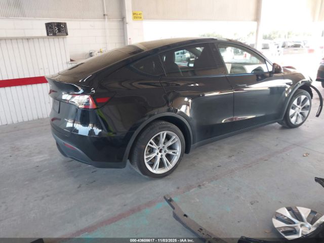 2023 TESLA MODEL Y 7SAYGDEE1PA093228 Photo 3