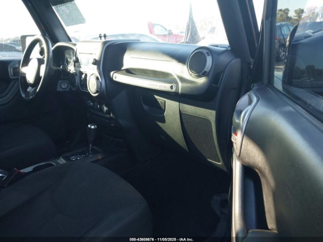 2015 JEEP WRANGLER UNLIMITED 1C4HJWDGXFL722285 Photo 4