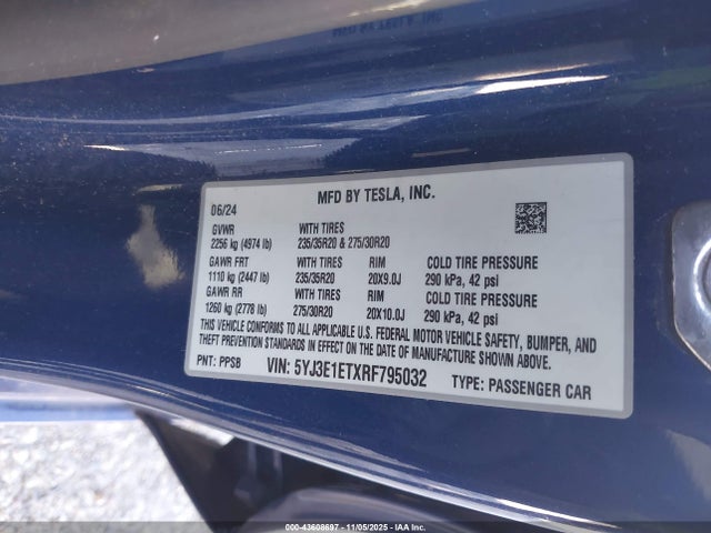 2024 TESLA MODEL 3 5YJ3E1ETXRF795032 Photo 8