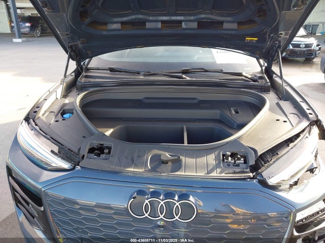 2025 AUDI Q6 E-TRON WA124BGF8SA069044 Photo 9