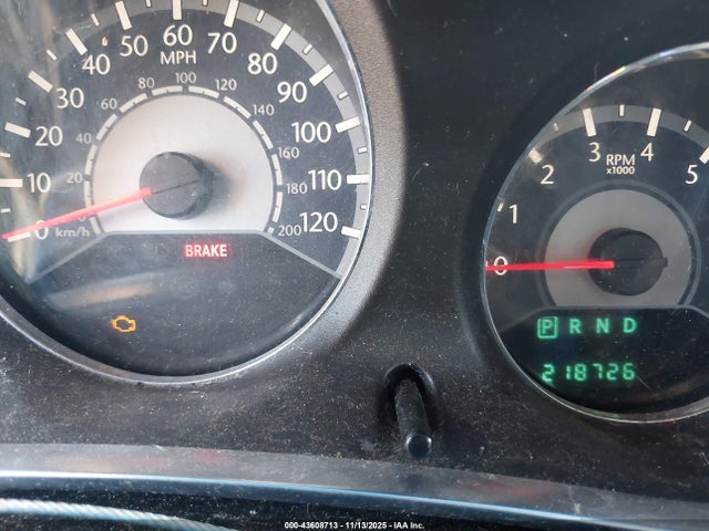1C3CCBAB3EN212826 Chrysler 200 LX