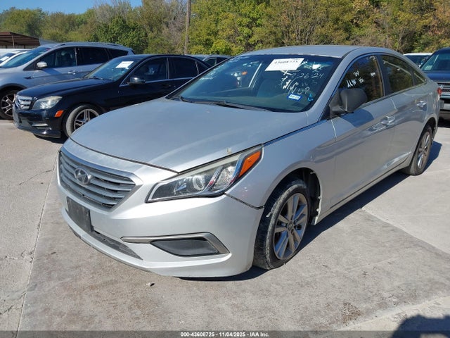Hyundai Sonata 2017 5NPE24AF8HH531200 Image 2