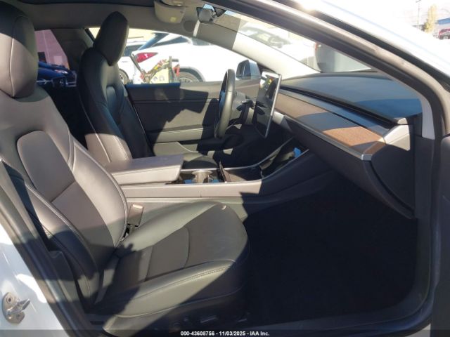 2018 TESLA MODEL 3 5YJ3E1EA0JF025117 Photo 4