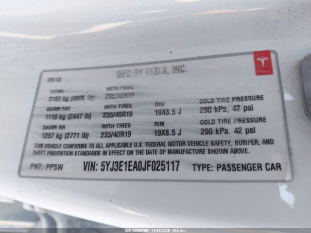 2018 TESLA MODEL 3 5YJ3E1EA0JF025117 Photo 8