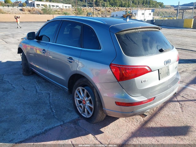2011 AUDI Q5 WA1LFAFP3BA101062 Photo 2