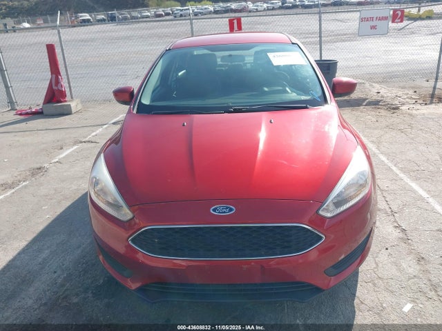 1FADP3F26JL278656 Ford FOCUS SE