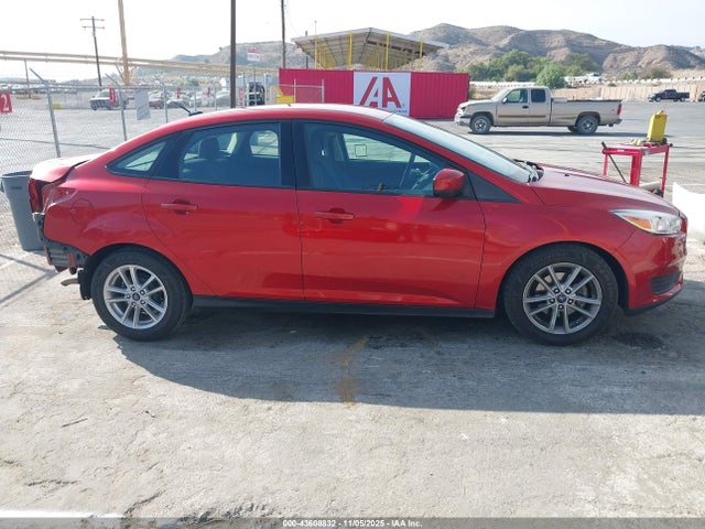 1FADP3F26JL278656 Ford FOCUS SE