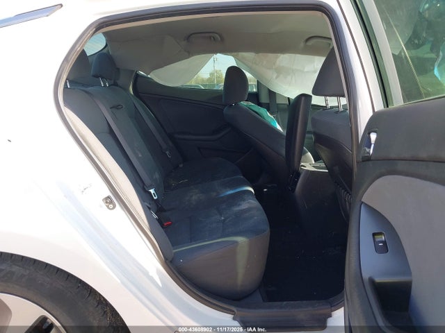 KIA Optima Hybrid Lx 2014 KNAGM4AD8E5065875 Image 8