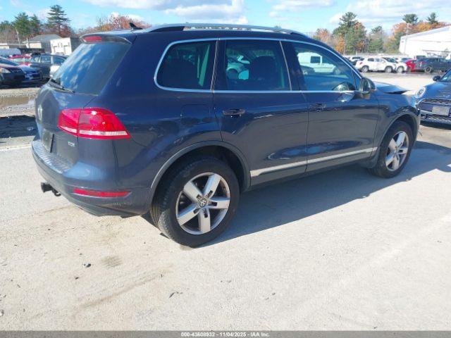 2014 VOLKSWAGEN TOUAREG WVGEP9BP2ED014591 Photo 3