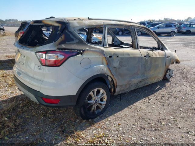 2018 FORD ESCAPE 1FMCU9GD9JUA97686 Photo 3