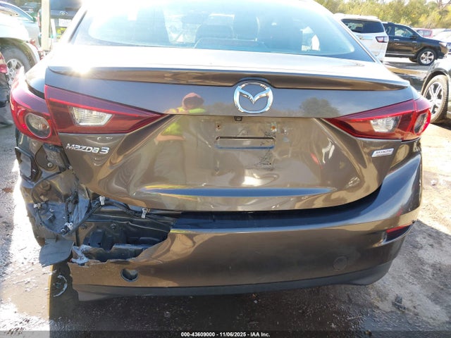 43609000 :رقم المزاد ، 3MZBN1V38JM190693 vin ، 2018 Mazda Mazda3 Touring مزاد بيع