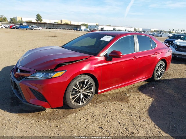 4T1B11HKXJU561121 Toyota CAMRY SE