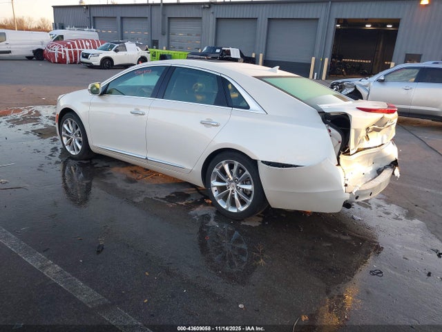 2014 CADILLAC XTS 2G61P5S37E9204119 Photo 2