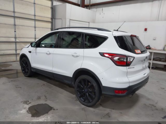 2017 FORD ESCAPE 1FMCU9GD5HUA50987 Photo 2