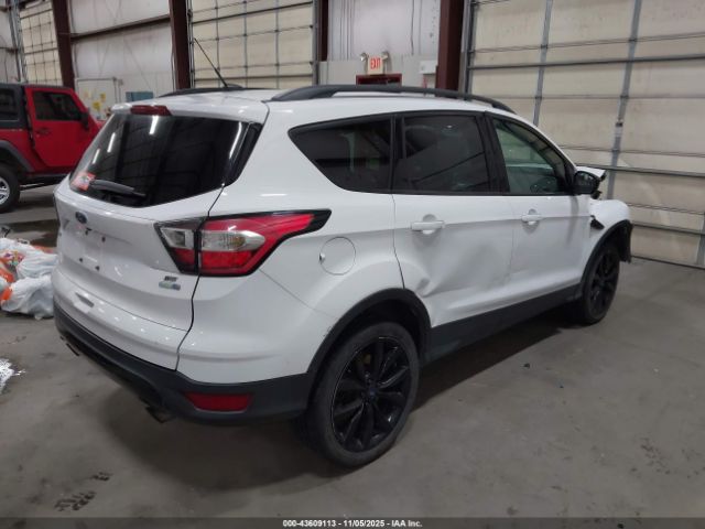 2017 FORD ESCAPE 1FMCU9GD5HUA50987 Photo 3