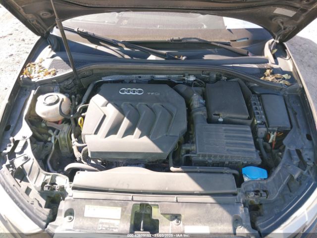 2018 AUDI A3 WAUAUGFF9J1035528 Photo 9