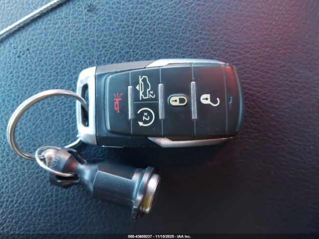 2019 RAM 1500 1C6SRFLT7KN718438 Photo 10