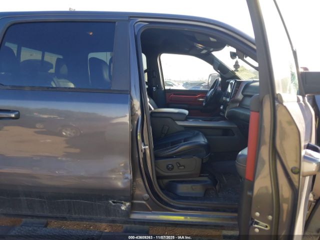 2019 RAM 1500 1C6SRFLT5KN909128 Photo 4