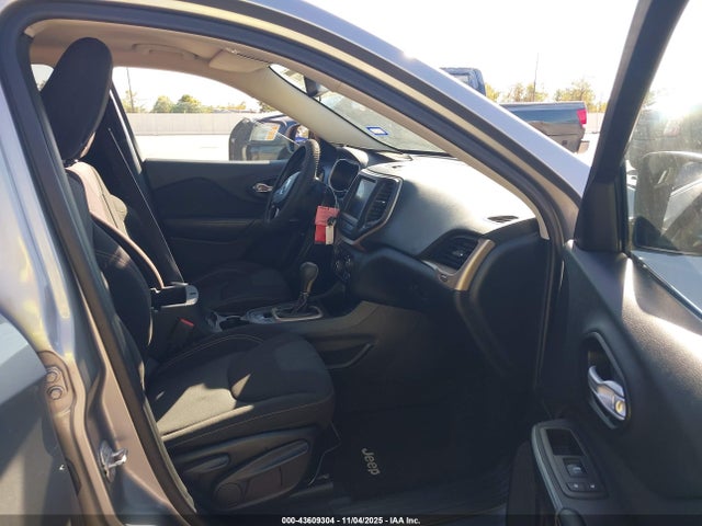 2016 JEEP CHEROKEE 1C4PJLCB9GW282494 Photo 4