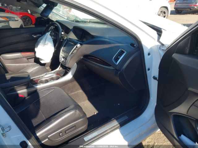 2015 ACURA TLX 19UUB2F74FA012488 Photo 4