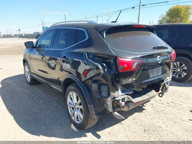 JN1BJ1CP4JW501205 Nissan Rogue Sport Sv