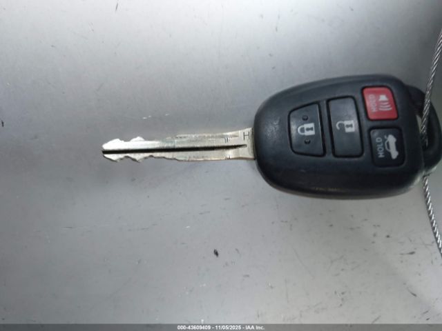 2017 TOYOTA COROLLA 5YFBURHE0HP705948 Photo 10