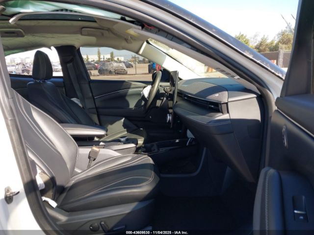 2021 FORD MUSTANG MACH-E 3FMTK3R72MMA57985 Photo 4