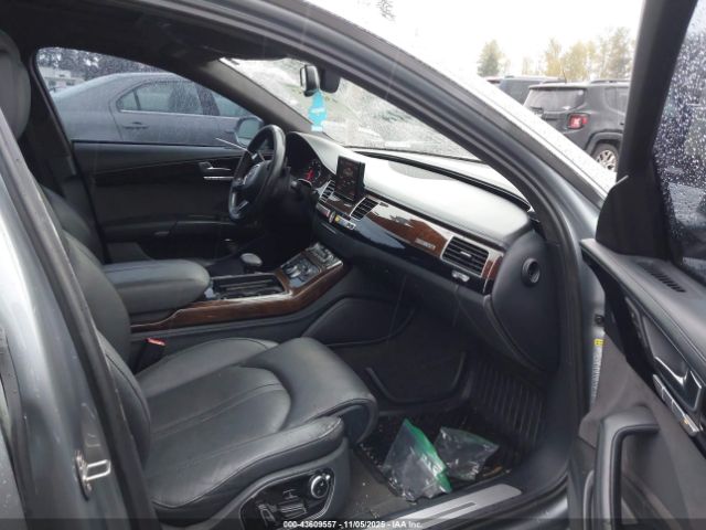 2012 AUDI A8 L WAURVAFD7CN012806 Photo 4