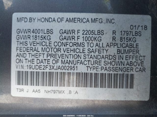 2018 ACURA ILX 19UDE2F3XJA002951 Photo 8