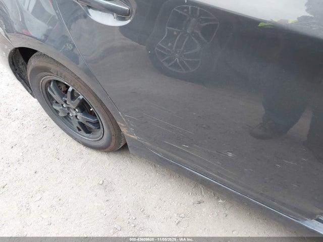 Toyota Prius Three 2015 JTDKN3DU4F0426260 Image 6