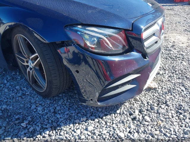 WDDZF4KB2HA056643 Mercedes-Benz E 300 4matic