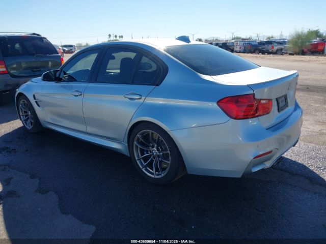 2015 BMW M3 WBS3C9C5XFP803987 Photo 2