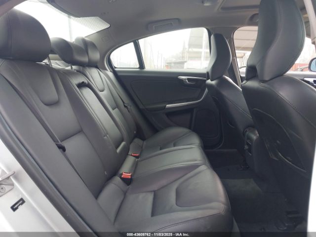 2015 VOLVO S60 YV126MFD2F1313721 Photo 7
