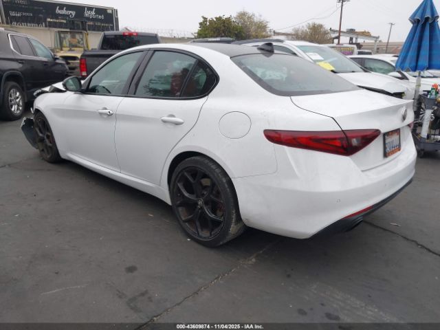 2020 ALFA ROMEO GIULIA ZARFAMAN4L7632185 Photo 2