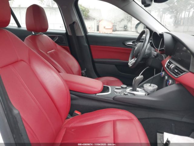2020 ALFA ROMEO GIULIA ZARFAMAN4L7632185 Photo 4