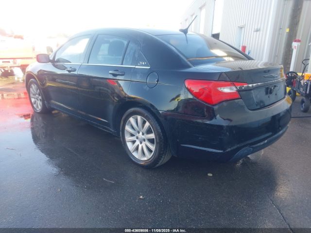 2011 CHRYSLER 200 1C3BC1FBXBN568376 Photo 2